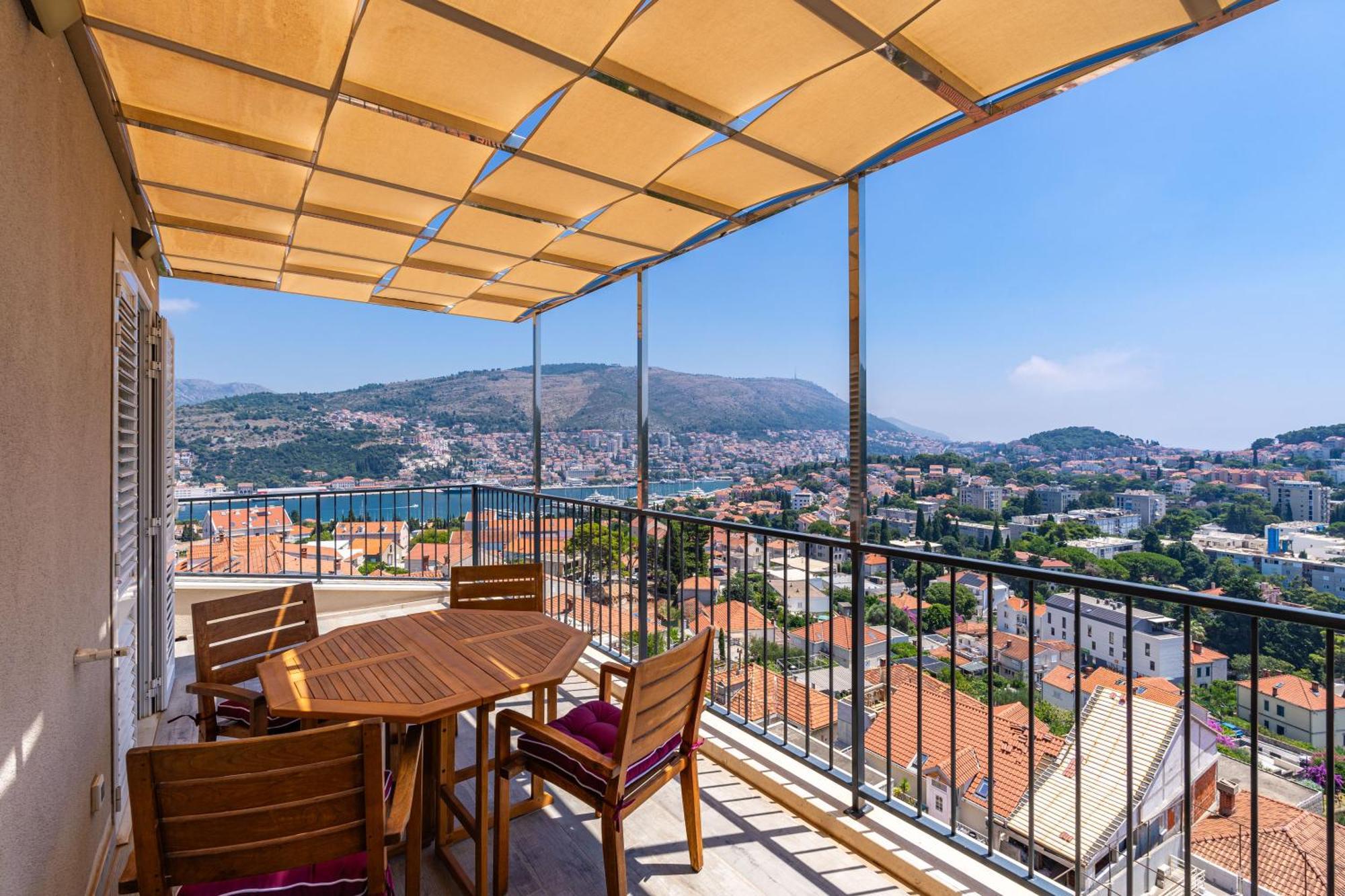 The Panoramic View Penthouse Apartment Sweet Petite Dubrovnik Bagian luar foto