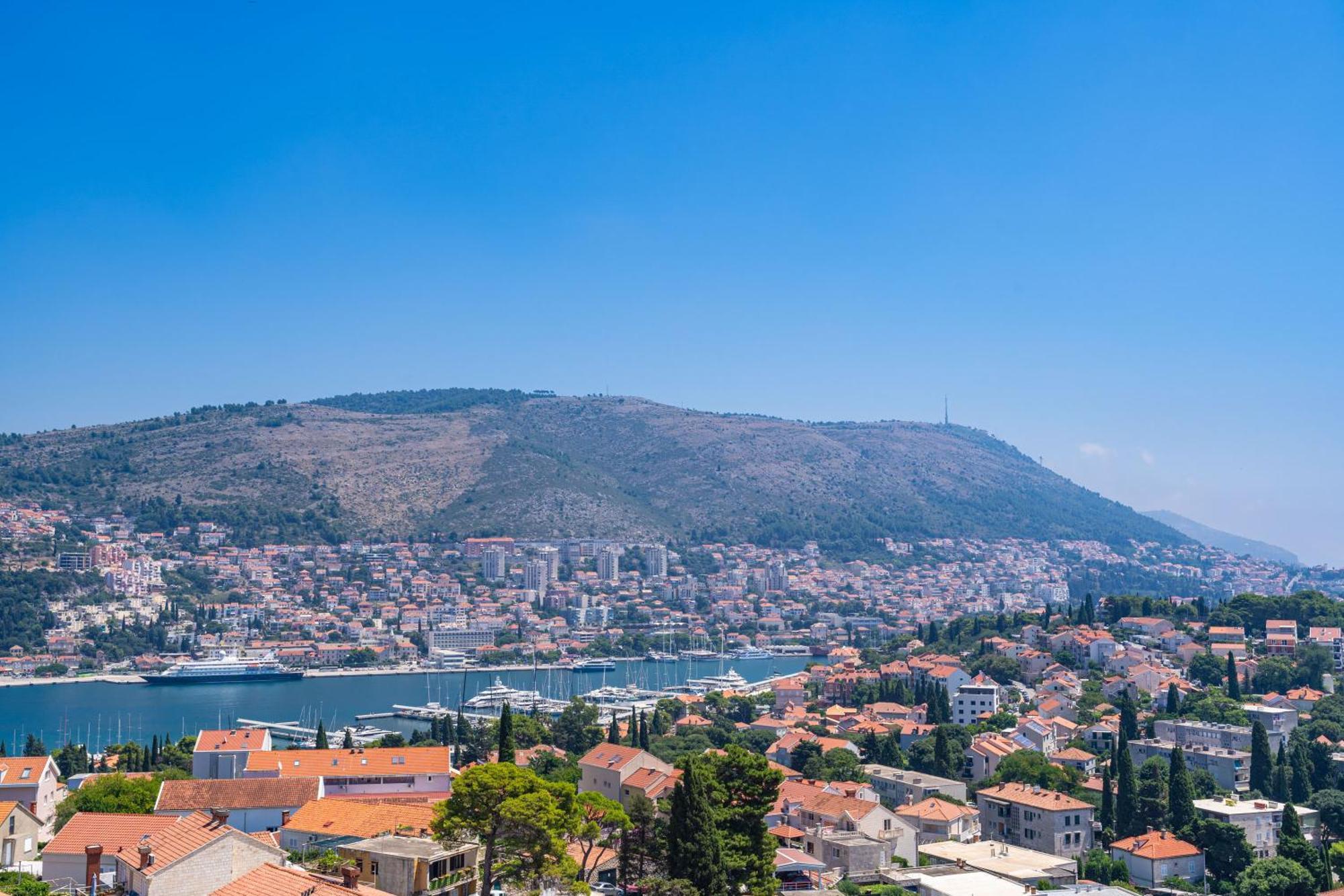 The Panoramic View Penthouse Apartment Sweet Petite Dubrovnik Bagian luar foto
