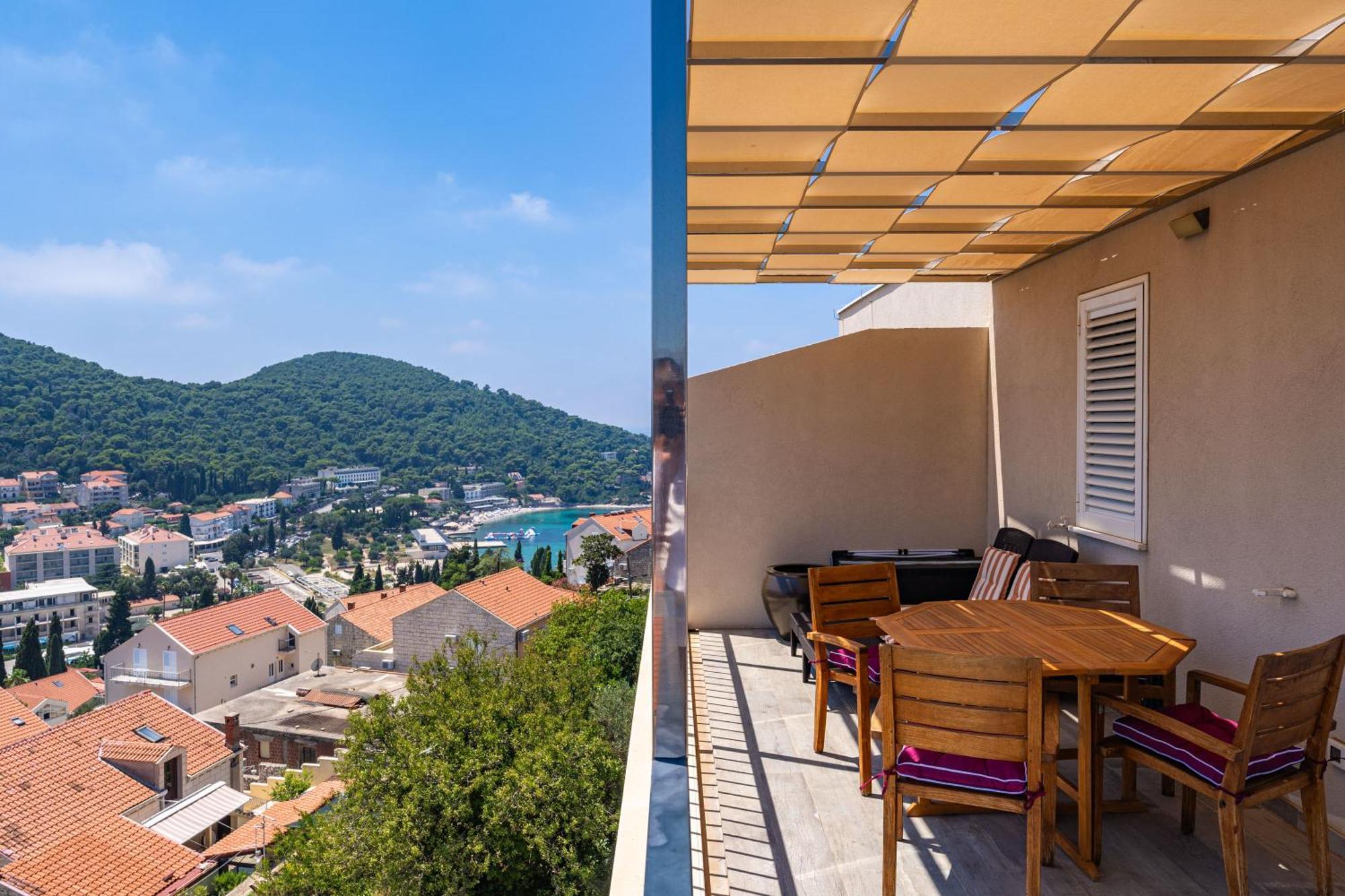 The Panoramic View Penthouse Apartment Sweet Petite Dubrovnik Bagian luar foto