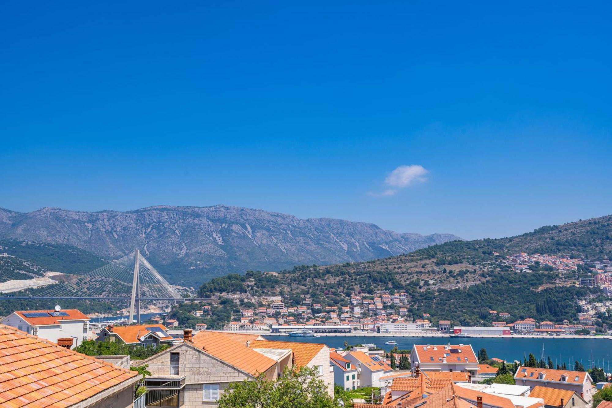 The Panoramic View Penthouse Apartment Sweet Petite Dubrovnik Bagian luar foto
